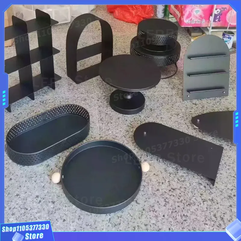 Support à gâteau en métal noir - Food Snacks That Are Black avis et prix